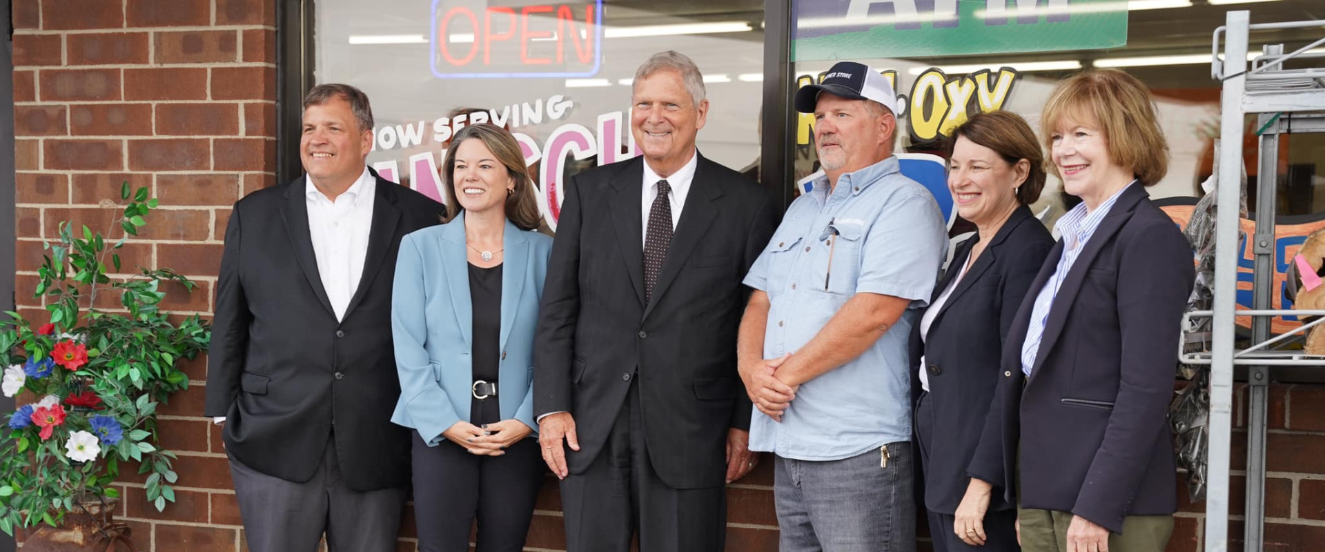 Vilsack visit group shot